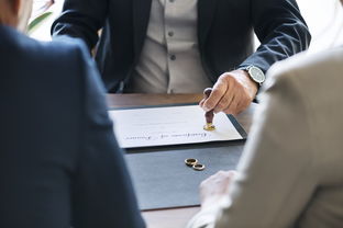 信用卡欠款多少可以立案,2021年信用卡欠款多少会被起诉